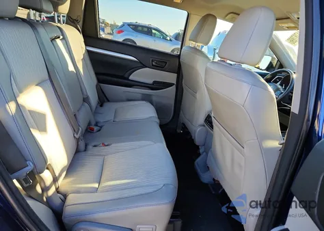 2015 Toyota Highlander Le Plus from USA, damaged, VIN 5TDBKRFHXFS200703